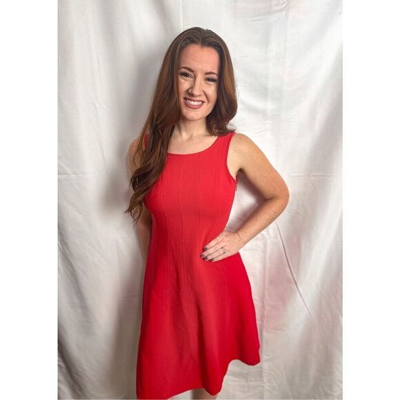 Loft Dress - Picture 4 of 15